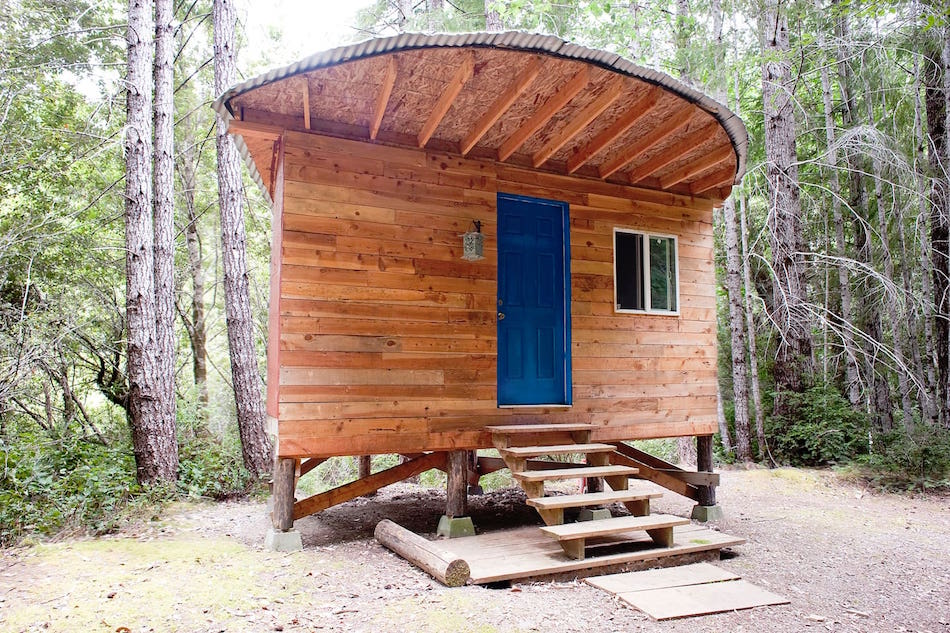 15 Airbnb Cabins To Rent This Winter The Everygirl