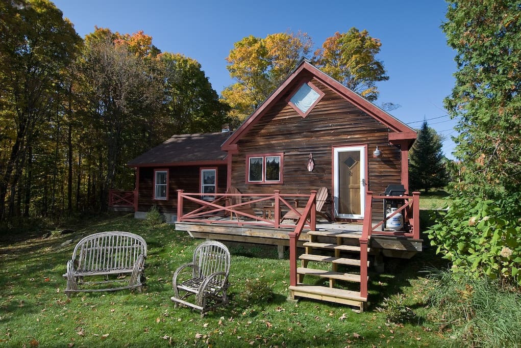 15 Airbnb Cabins To Rent This Winter The Everygirl