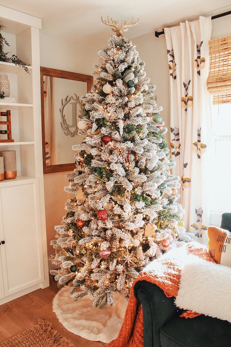 Holiday Home Tour: Rhiannon Lawson’s Bohemian Farmhouse | The Everygirl