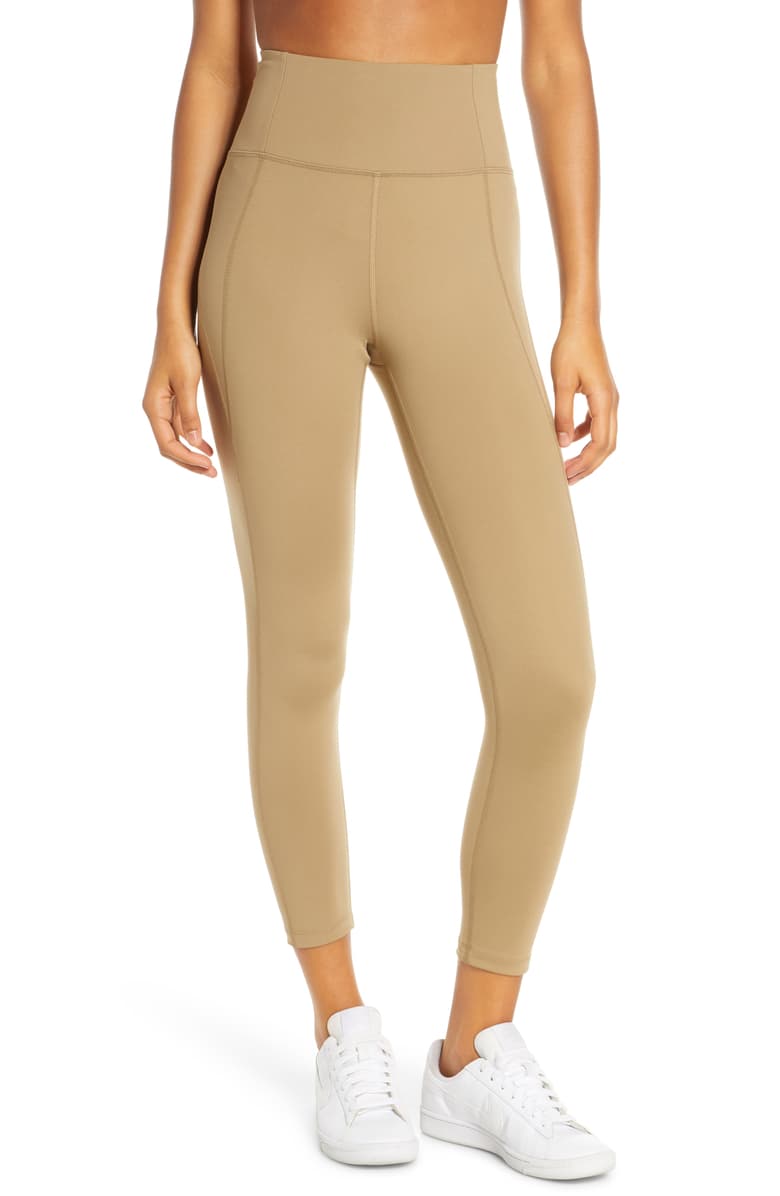 Plus Size Leggings for Women | Fabletics