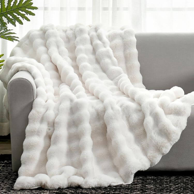 Faux Fur White Throw Blanket