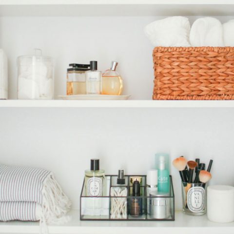 organize makeup