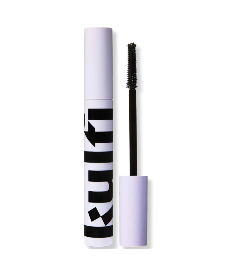 Volumizing Smudge Proof Mascara
