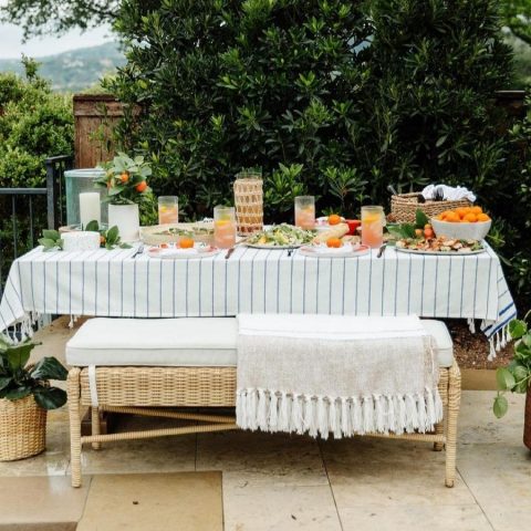 outdoor table decor