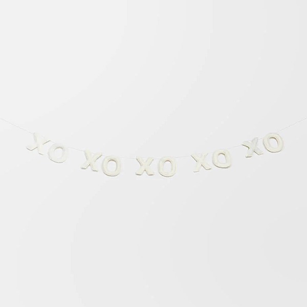 XOXO Felt Garland