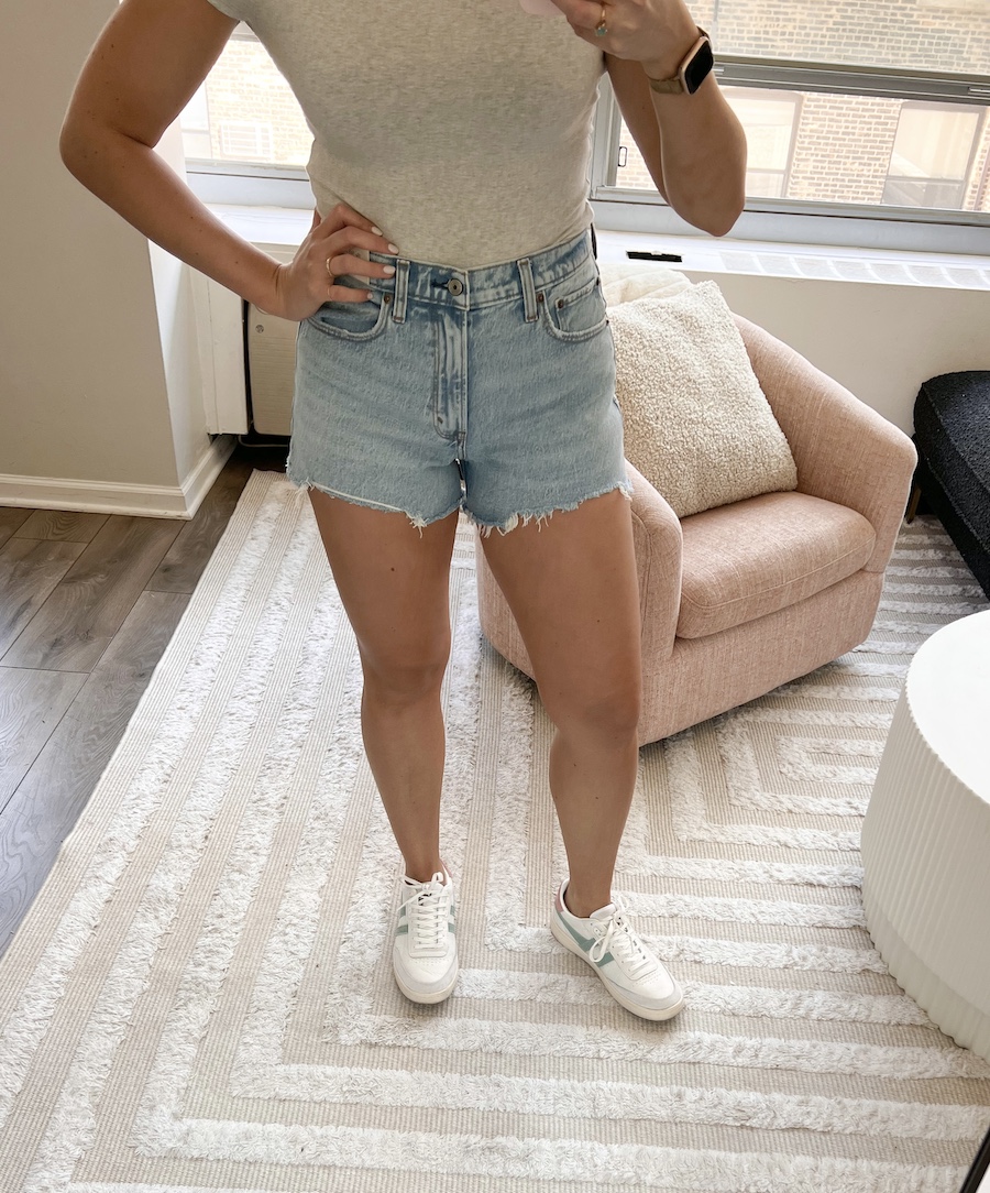 90s high waisted shorts hot sale outfit