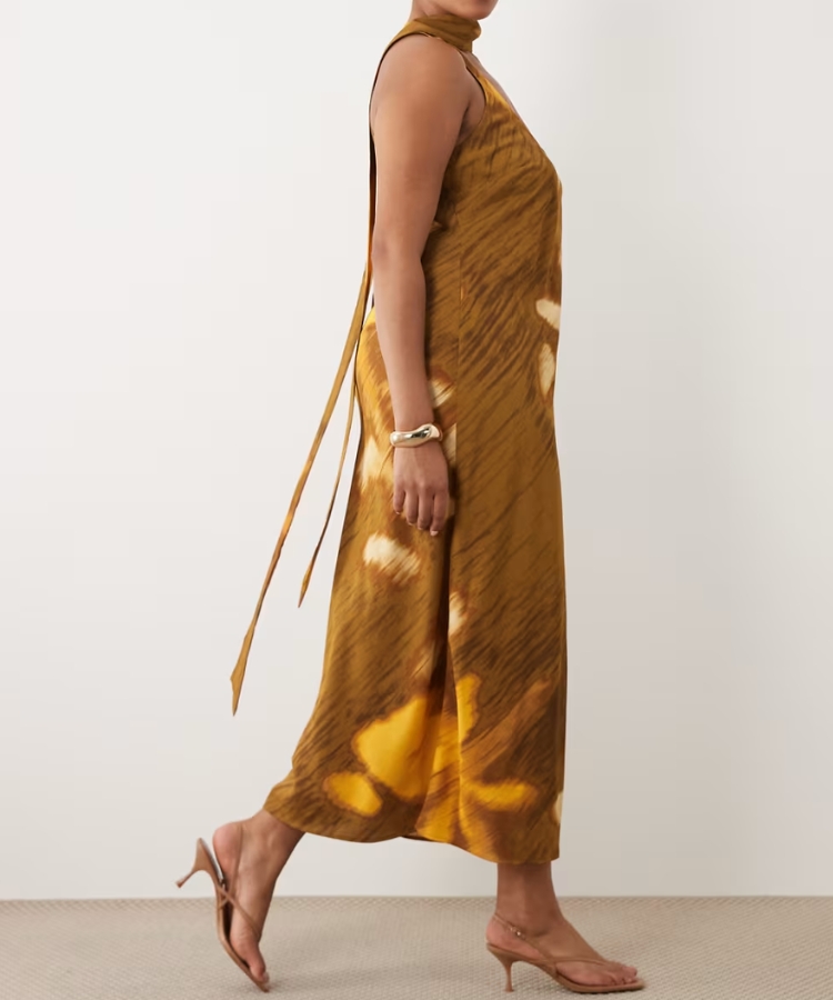 Scoop Neck Midaxi Dress