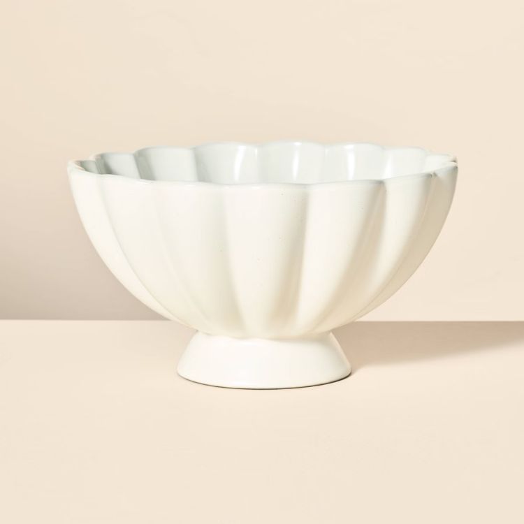 Scalloped Edge Stoneware Serving Bowl