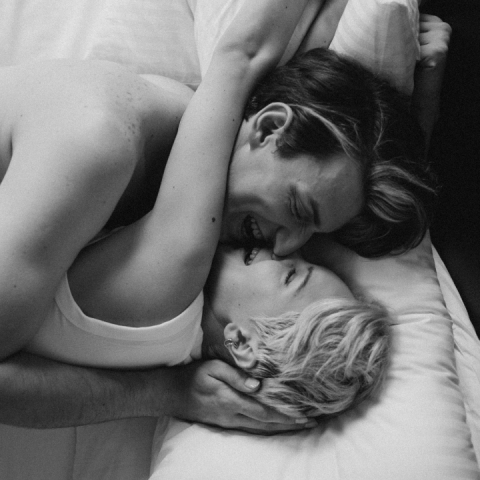 couple kissing - is sex once a month normal