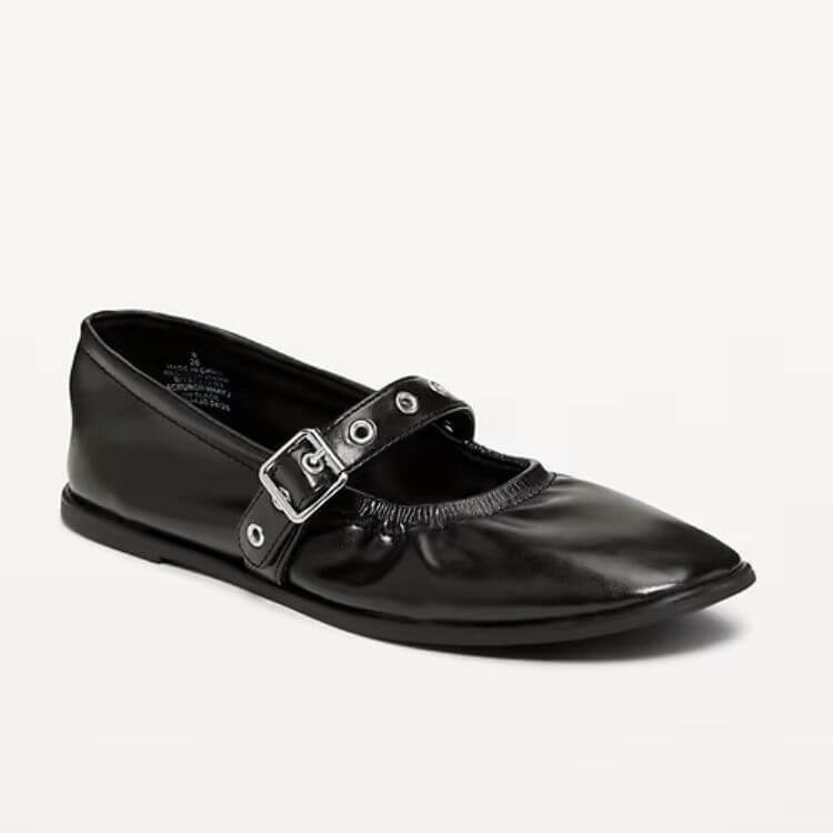 Faux-Leather Scrunch Flats