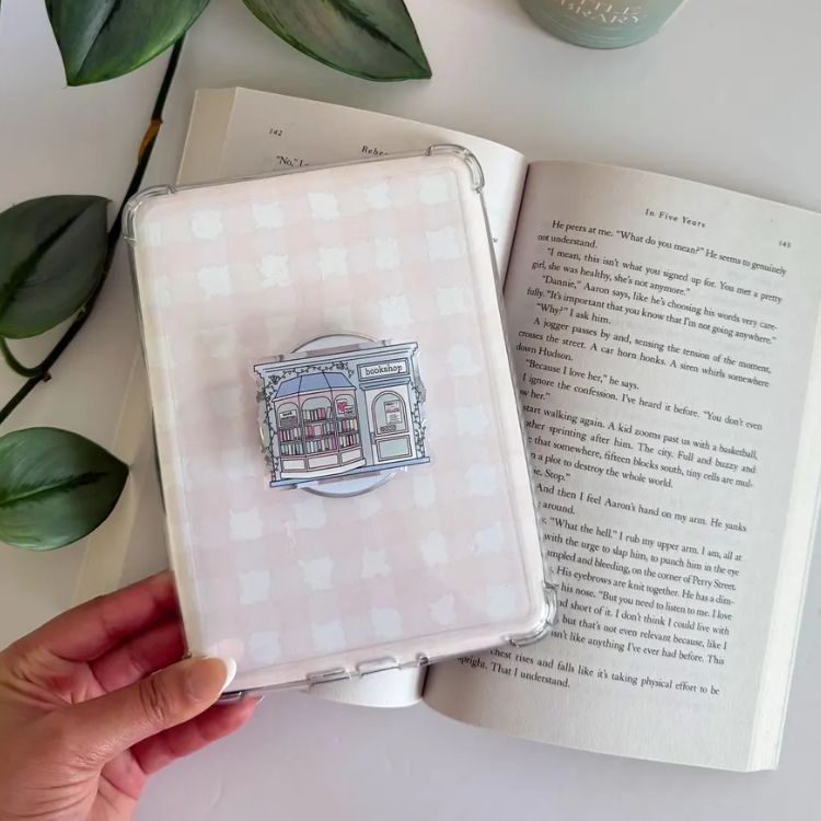 Bookstore Kindle Grip