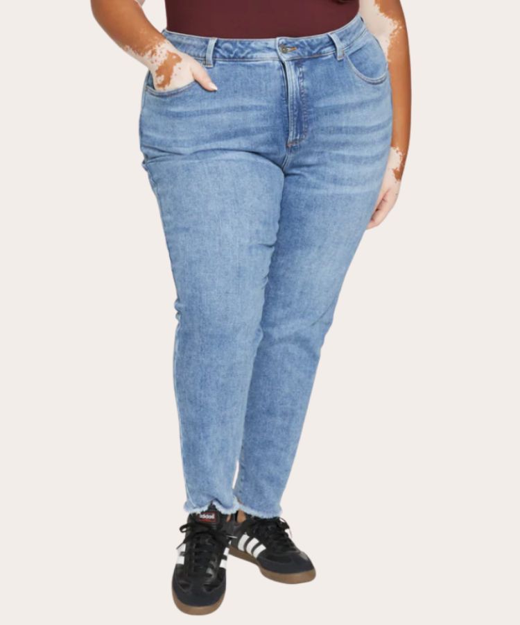 Joni High-Rise Slim Jeans