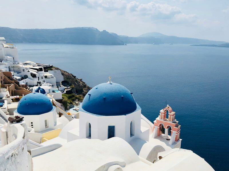 shoulder season travel destinations cyclades islands greece