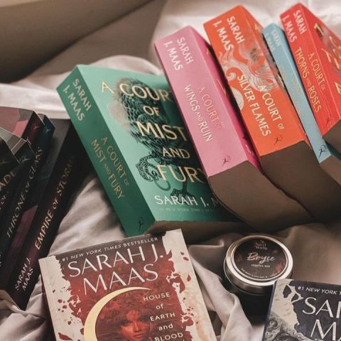sarah j maas