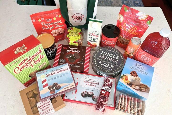 trader joe's holiday items 2025