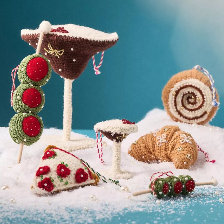 Snacks & Sips Crochet Ornament