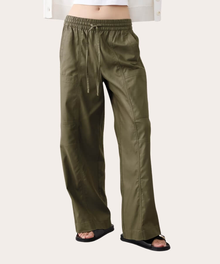 Wide-Leg Cargo Pants