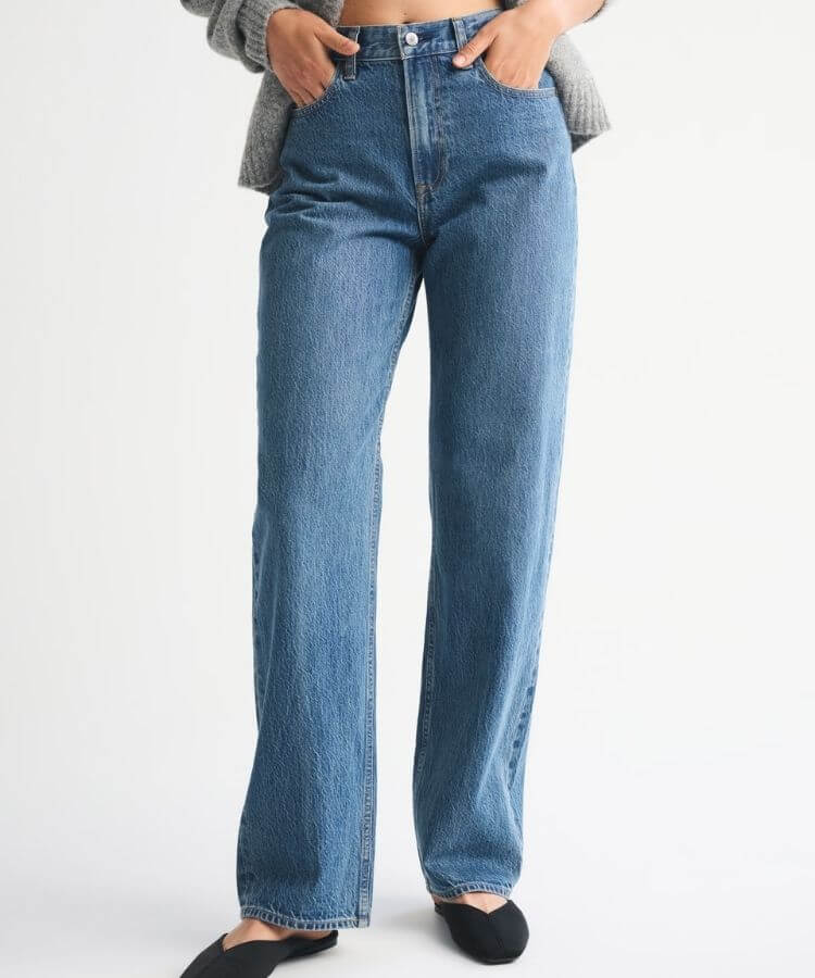 High-Rise Loose Jeans