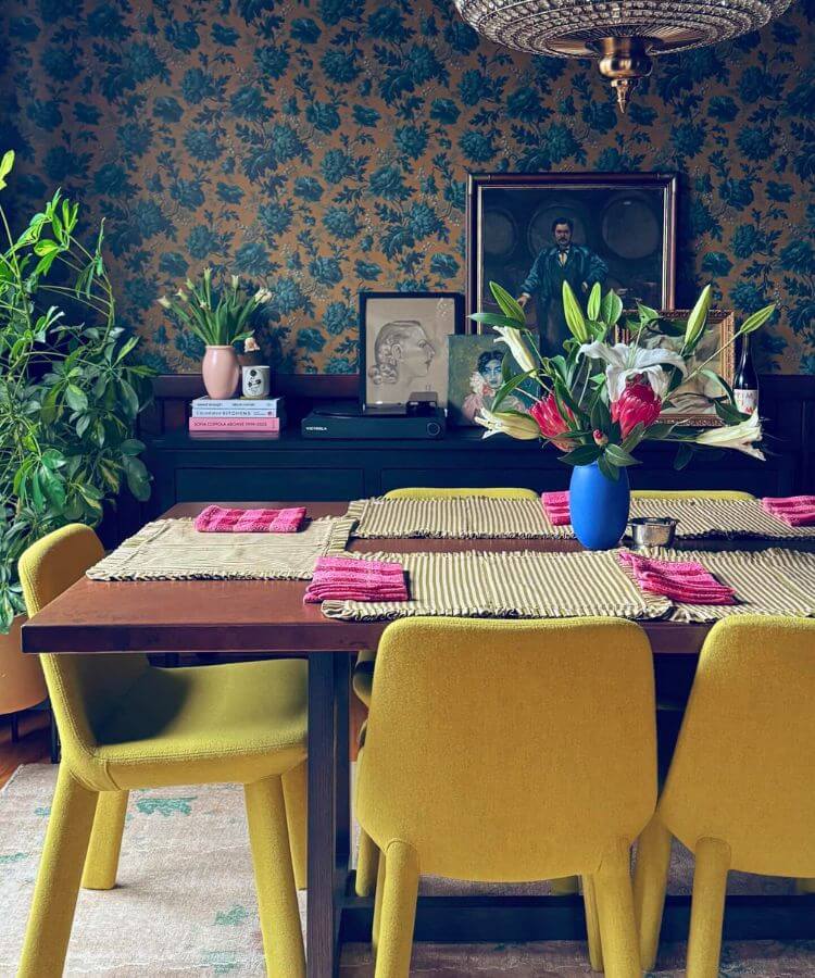 spring table decor