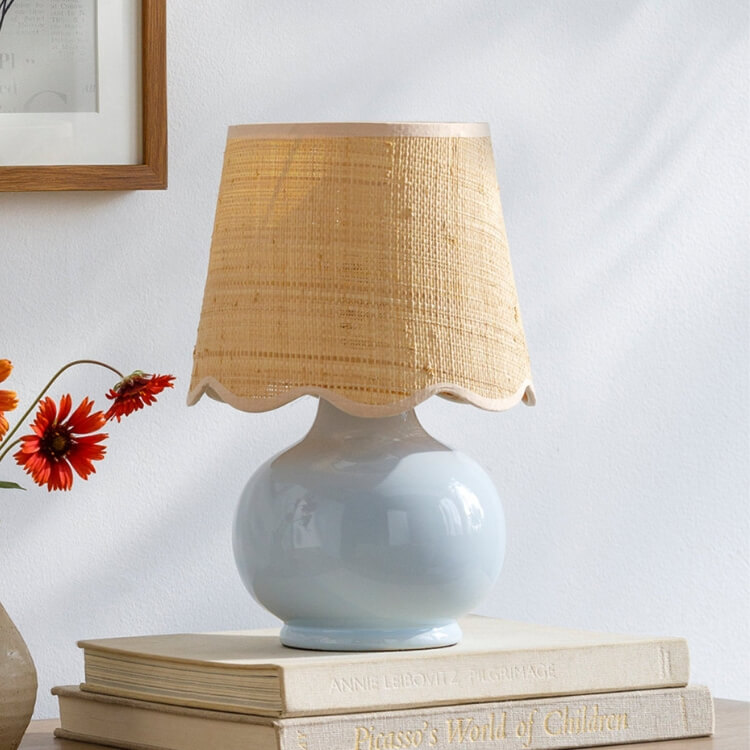 Scalloped Shade Lamp