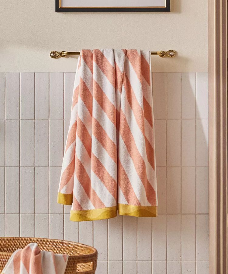 Cotton Patterned Bath Towel