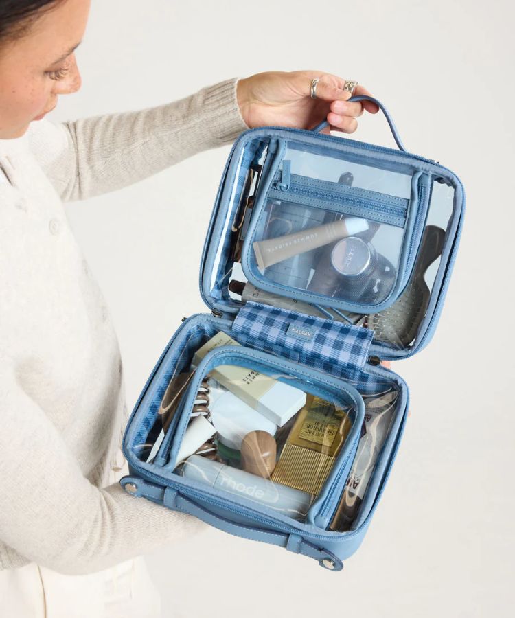 Clear Cosmetics Case