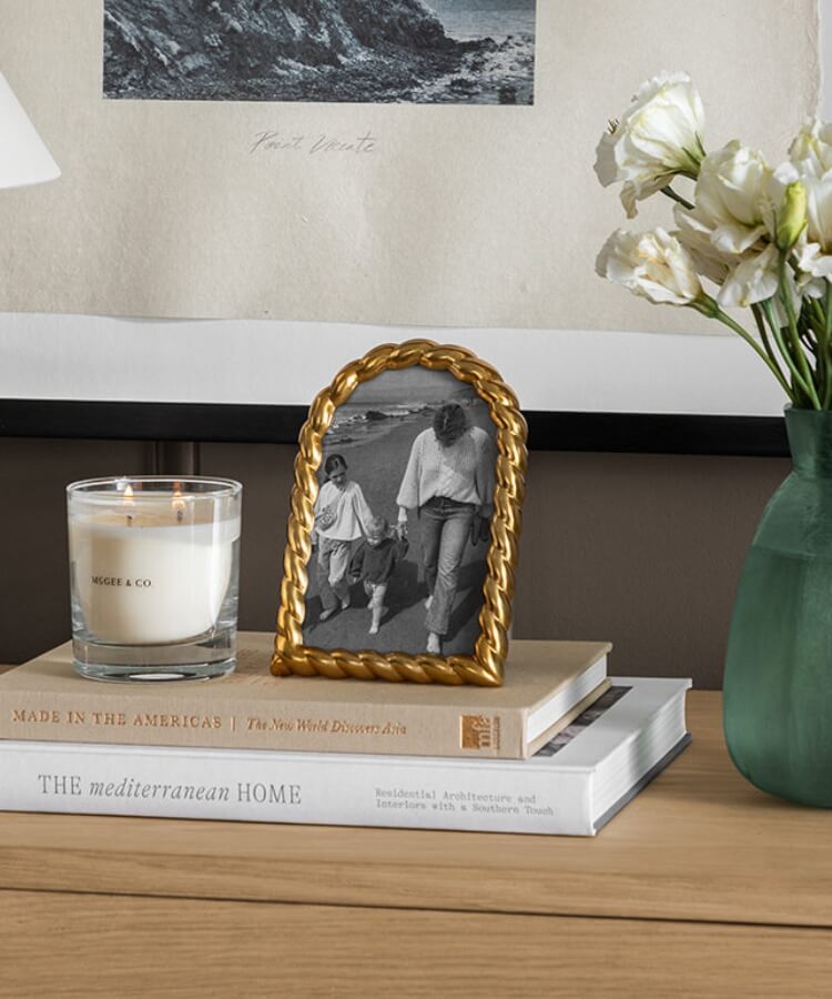 Arched Picture Frame