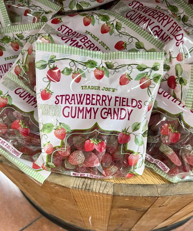 trader joe's strawberry gummy candy