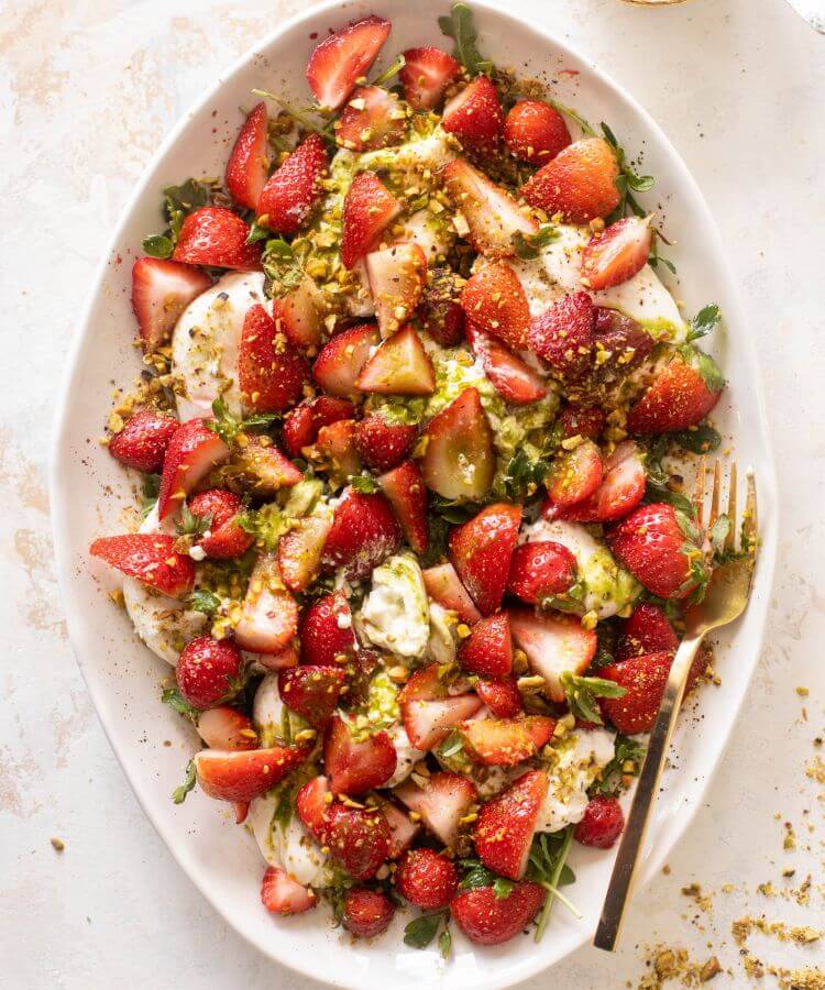 strawberry burrata salad no cook recipe