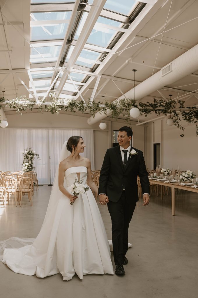 The Knot Review
