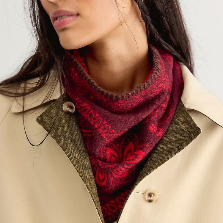 Knitted Triangle Bandana