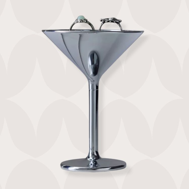 Martini Glass Metal Ring Holder