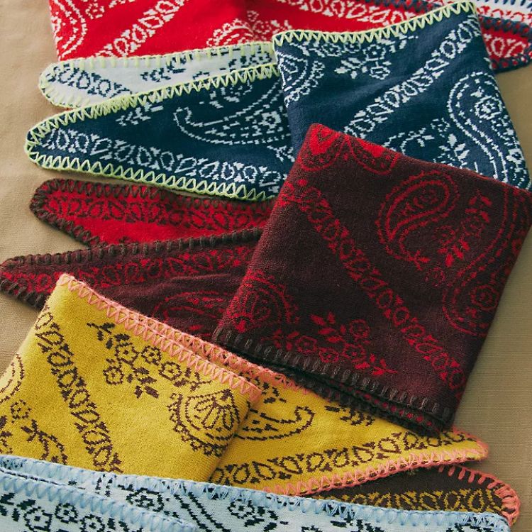 Knitted Triangle Bandana