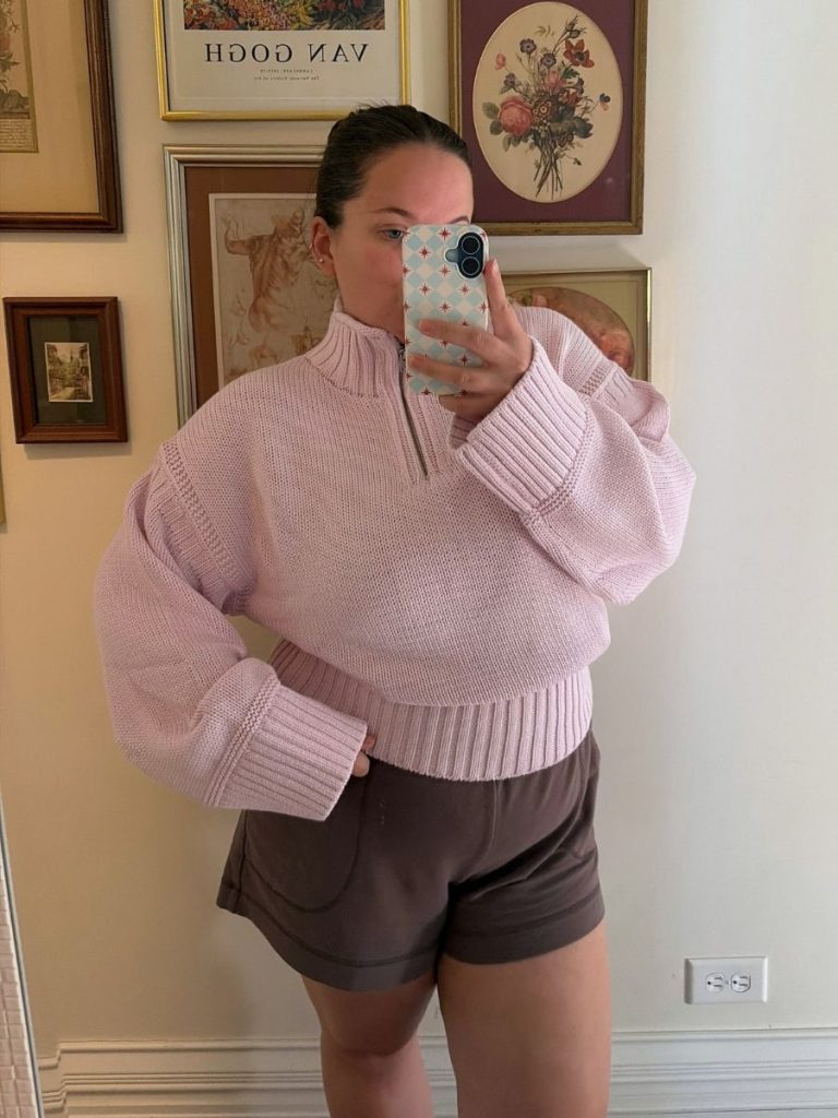 tiny rollneck in pink