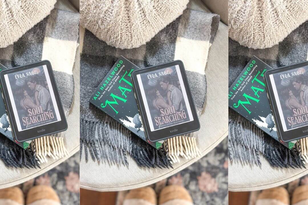 13 Paranormal Romance Books to Read For Hoa Hoa Hoa Season