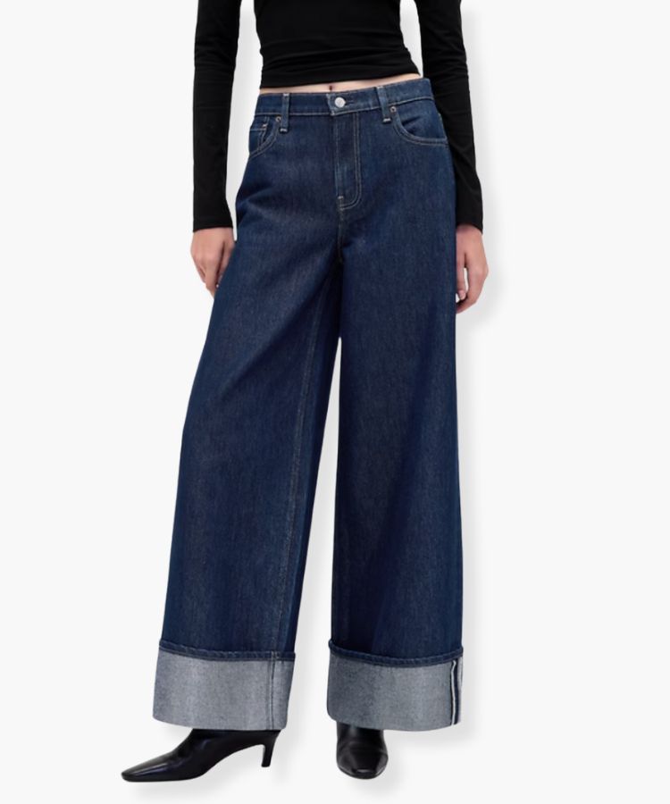 Mid Rise Cuffed Baggy Jeans