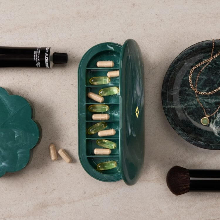 7-Day Pill Compact