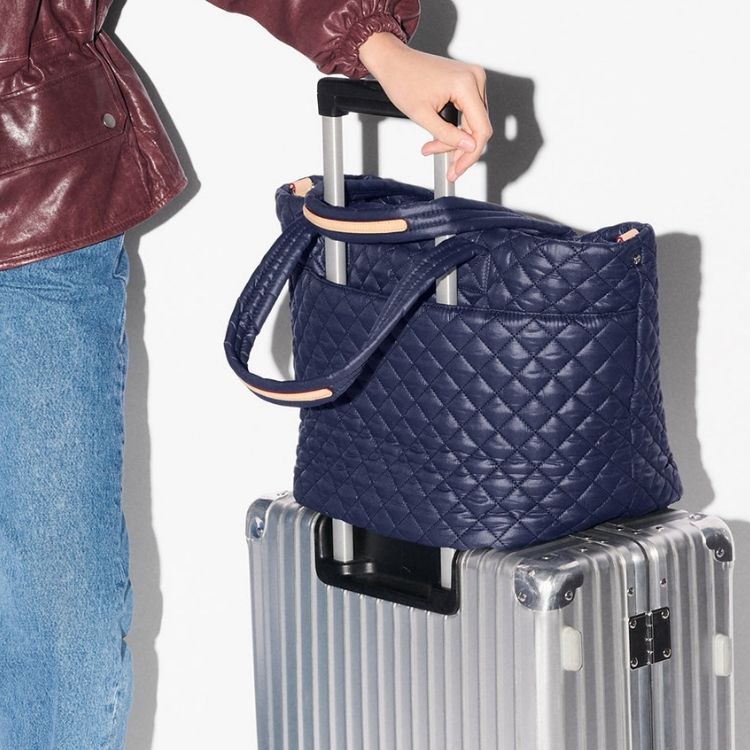 Medium Metro Tote Deluxe