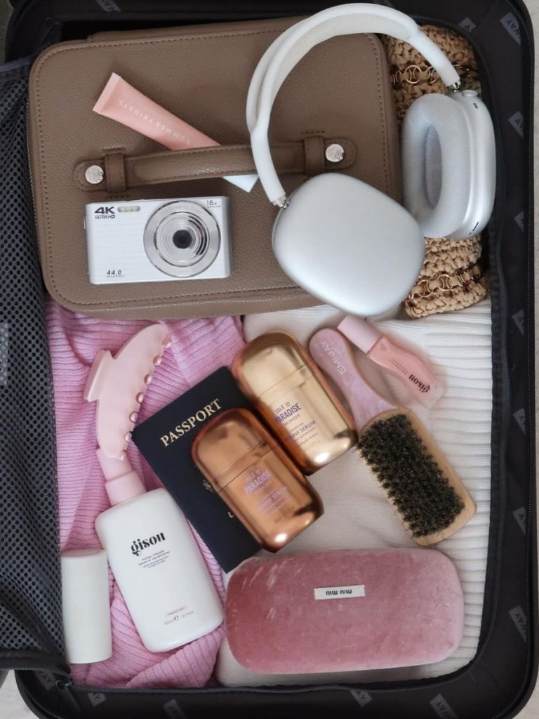 isle of paradise serum drops in suitcase