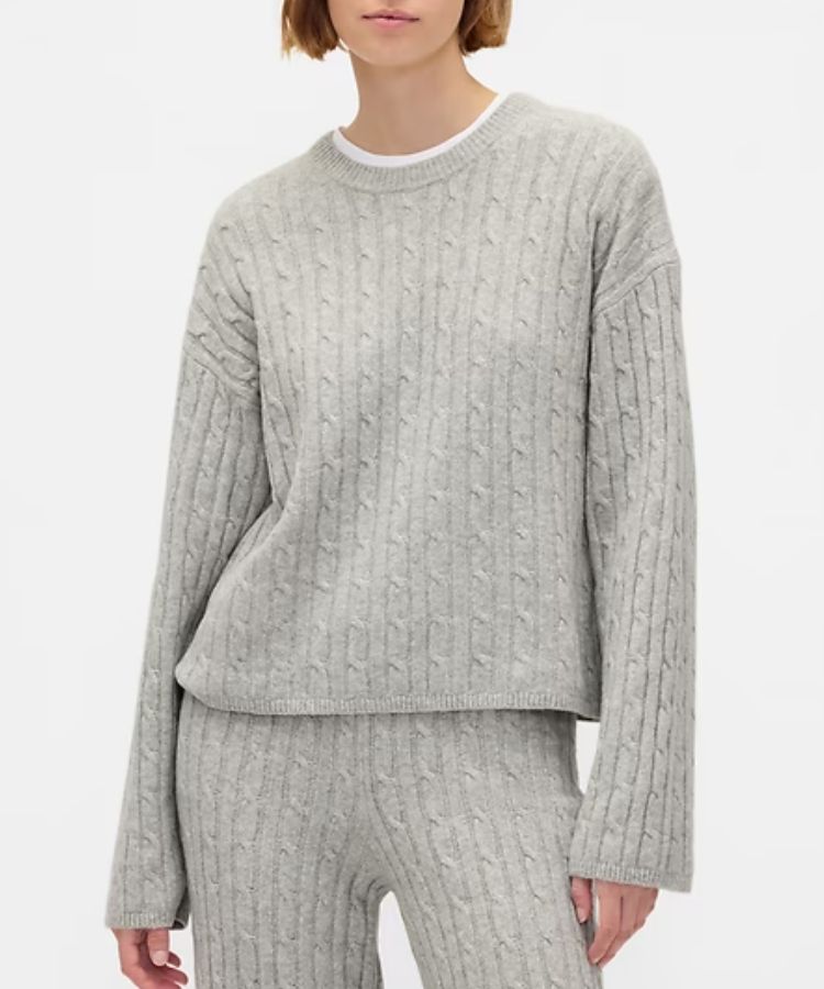 CashSoft Cable-Knit Crewneck Sweater