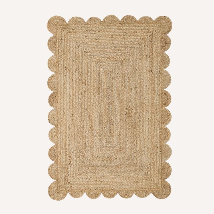 Scalloped Jute Rug