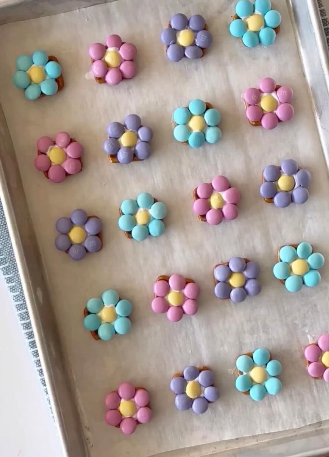 flower pretzel bites spring dessert recipe