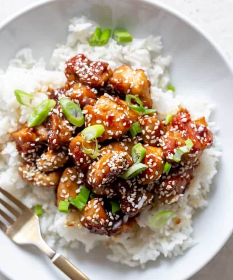 sesame chicken with white rice