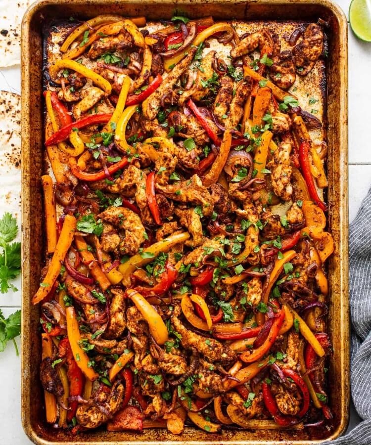 sheetpan chicken fajitas