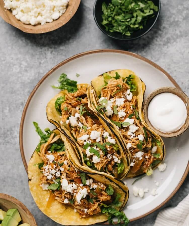 chicken tinga tacos