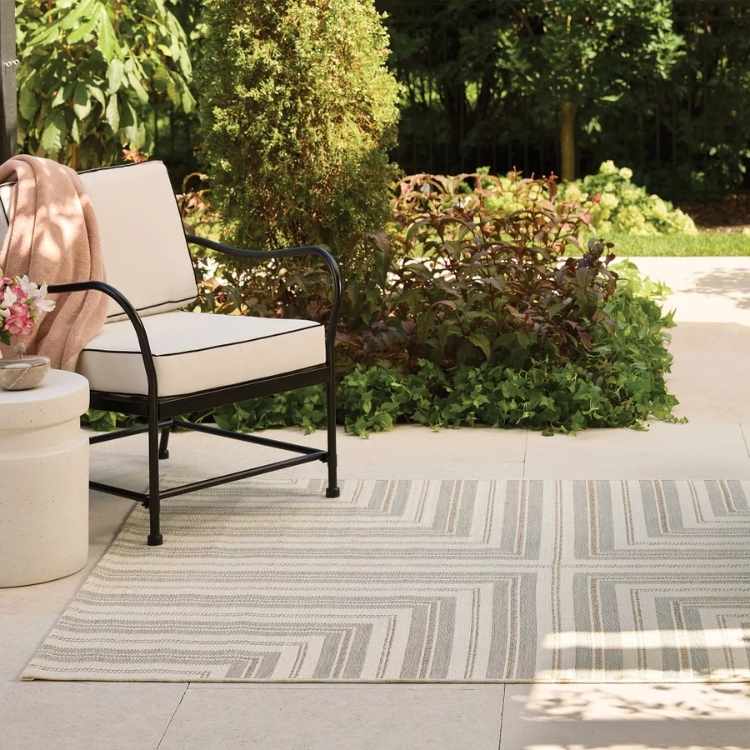 Geometric Stripe Outdoor Area Rug