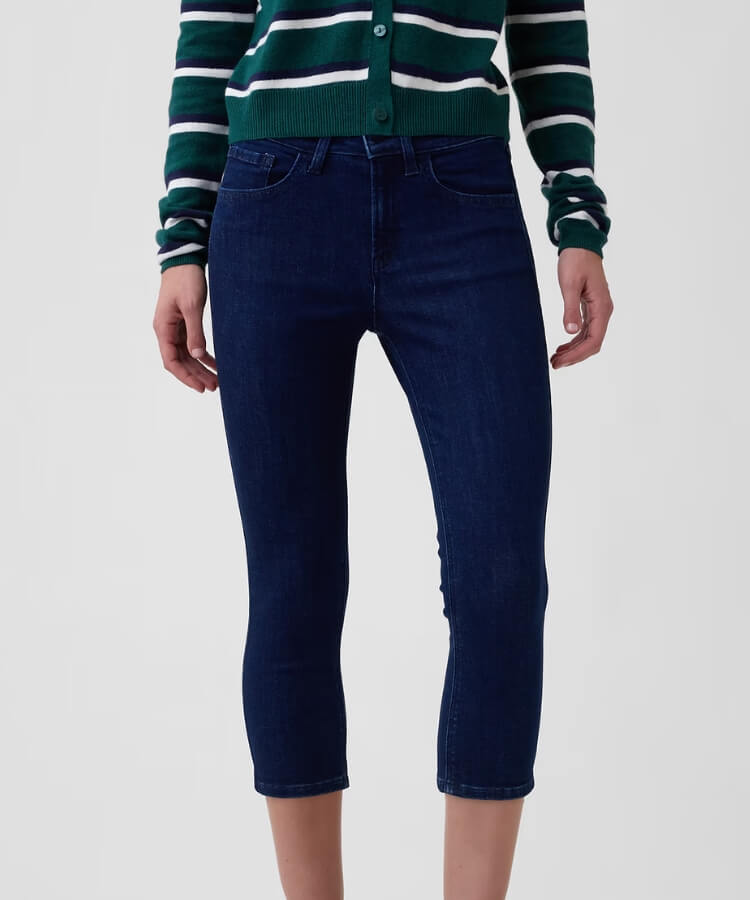 Mid-Rise Capri Jeans