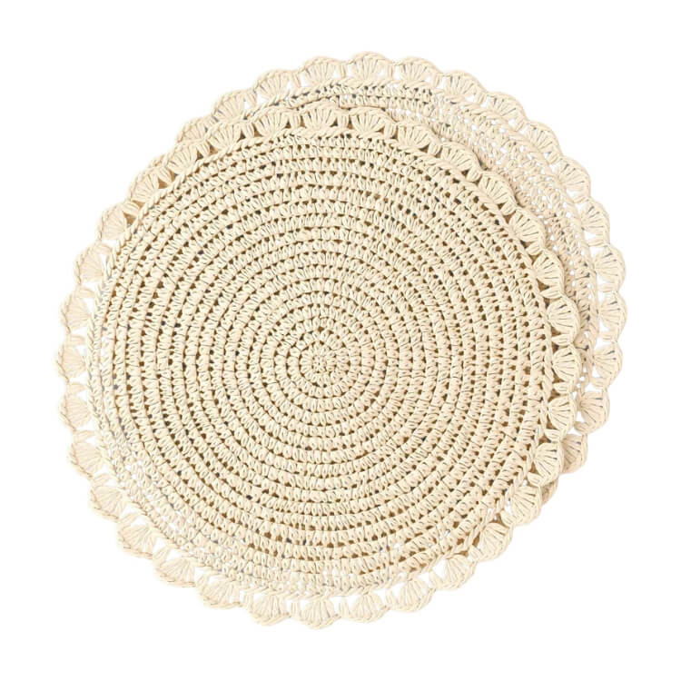 Scalloped Paper Chargers