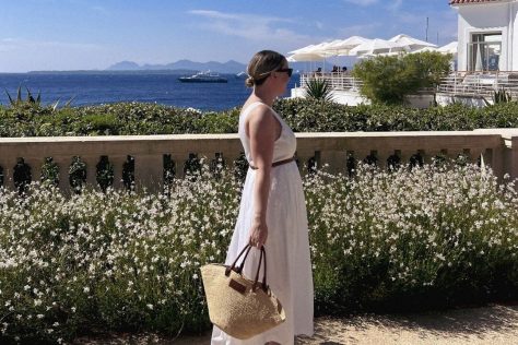 what to pack to save money on vacation
