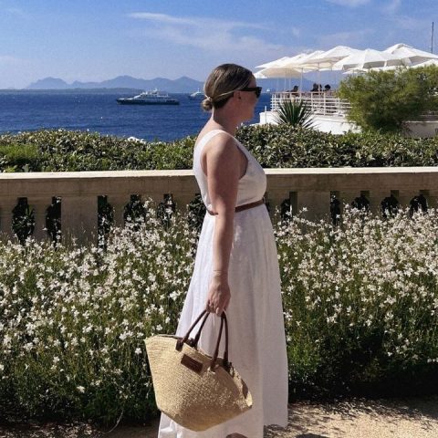what to pack to save money on vacation